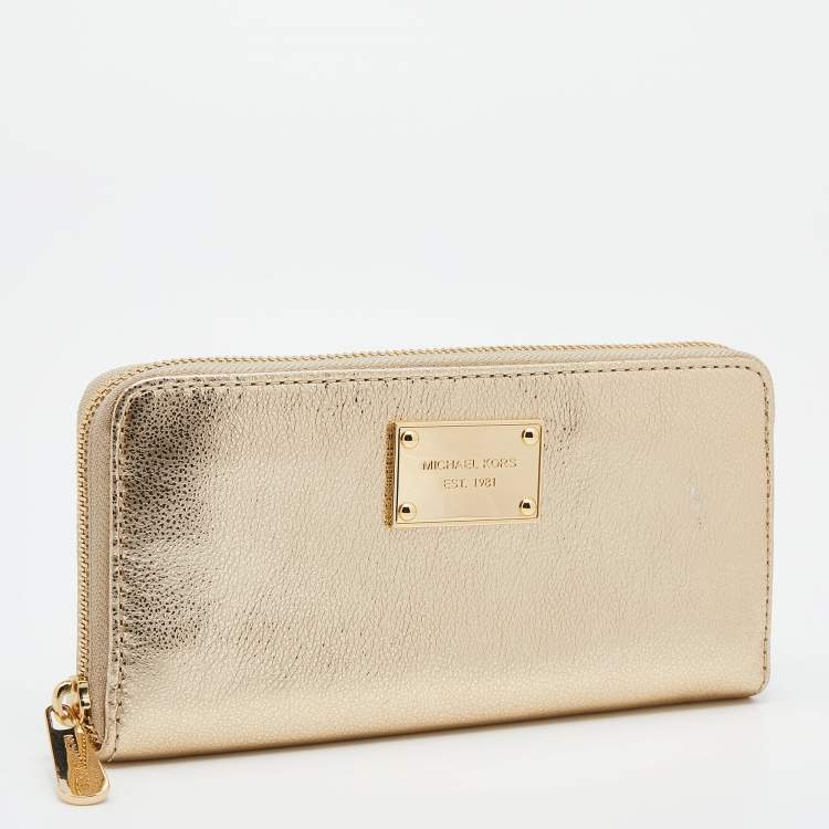 Pre Owned Michael Kors Gold Leather Jet Set Zip Around Wallet