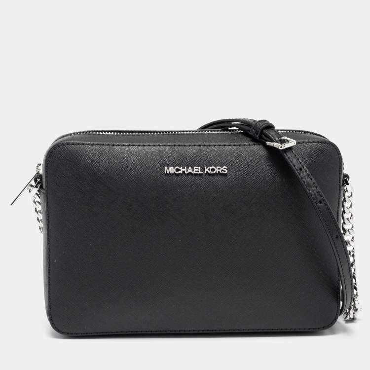 Pre Owned Michael Kors Black Leather Jet Set Crossbody Bag
