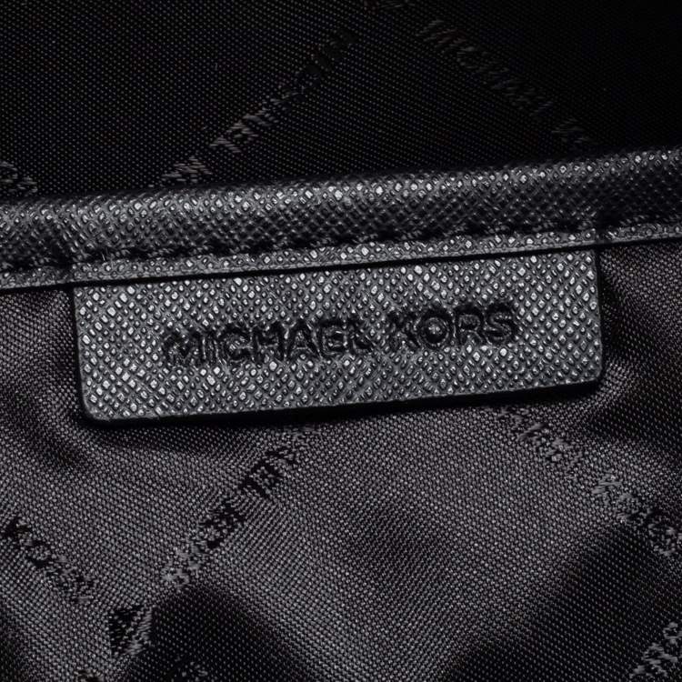 Pre Owned Michael Kors Black Leather Jet Set Crossbody Bag