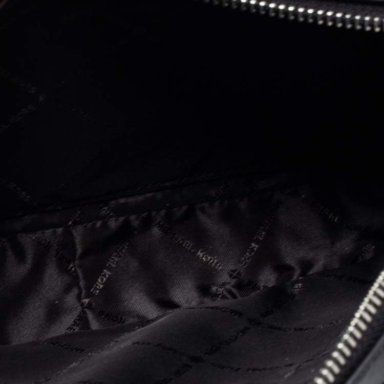 Pre Owned Michael Kors Black Leather Jet Set Crossbody Bag