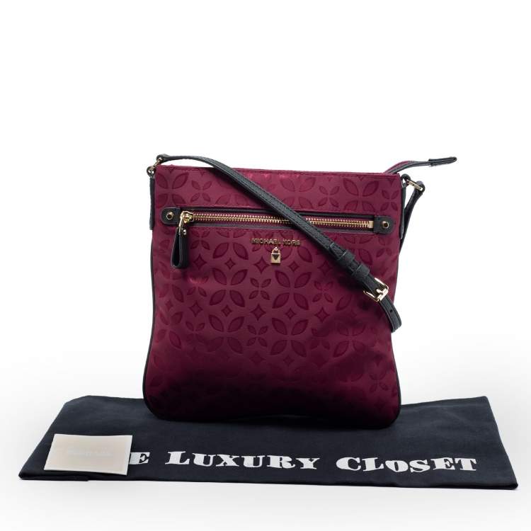 Pre Owned Michael Kors Plum Floral Nylon Large Kelsey Messenger Bag 