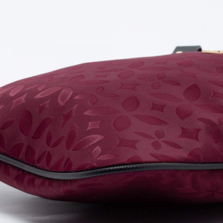 Pre Owned Michael Kors Plum Floral Nylon Large Kelsey Messenger Bag 