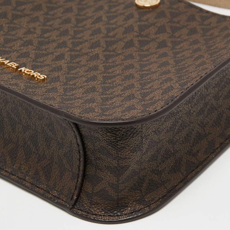 Pre Owned Michael Kors Brown Signature Coated Canvas Briley  Messenger Bag