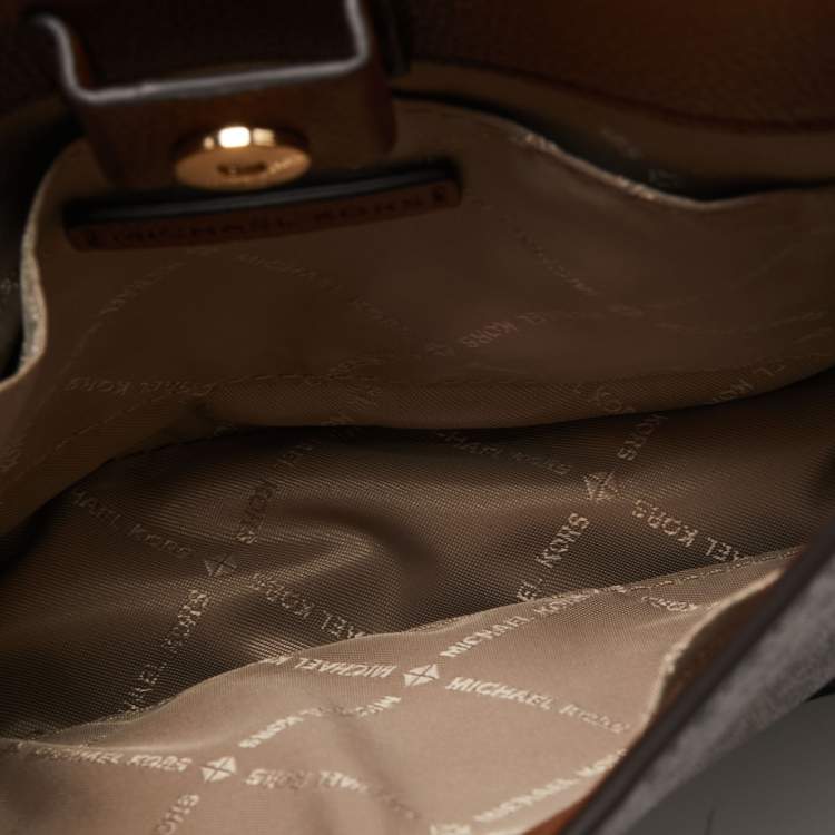 Pre Owned Michael Kors Brown Signature Coated Canvas Briley  Messenger Bag