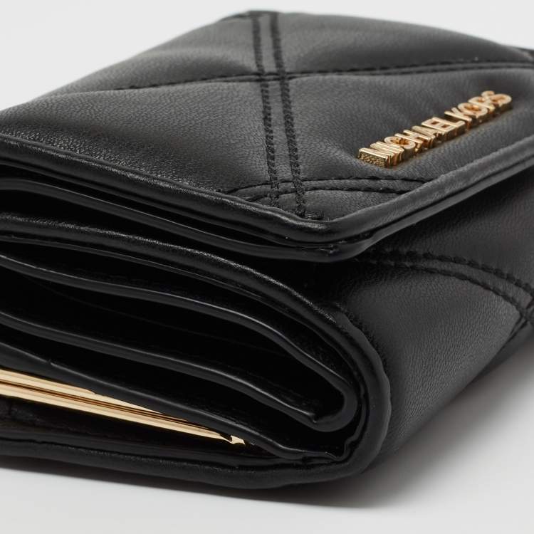 Pre Owned Michael Kors Black Leather Jet Set Travel Compact Wallet