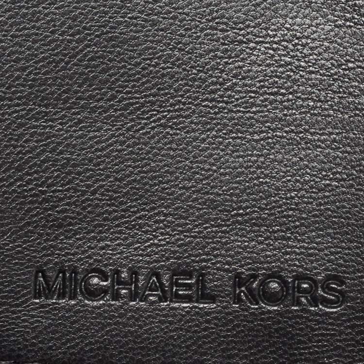 Pre Owned Michael Kors Black Leather Jet Set Travel Compact Wallet