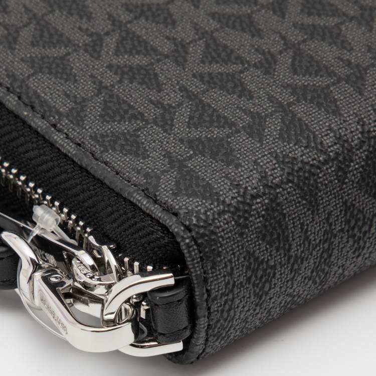 Pre Owned Michael Kors Grey/Black Signature Coated Canvas Zip Around Wristlet Wallet
