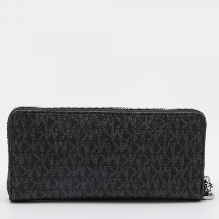 Pre Owned Michael Kors Grey/Black Signature Coated Canvas Zip Around Wristlet Wallet