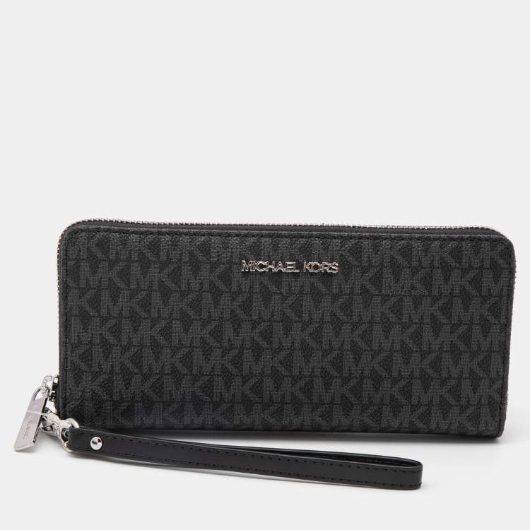 Pre Owned Michael Kors Grey/Black Signature Coated Canvas Zip Around Wristlet Wallet