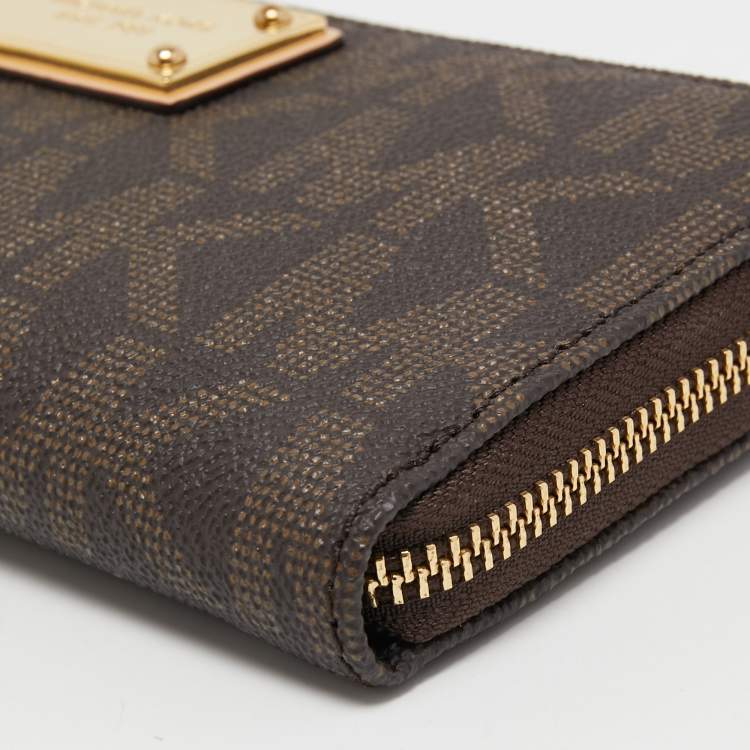Pre Owned MICHAEL Michael Kors Brown Signature Coated Canvas Zip Around Wallet