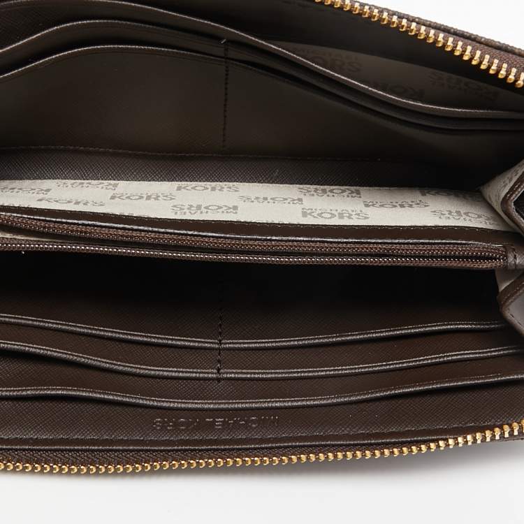 Michael Kors Womens Coated Canvas Clutch Wristlet Wallet In Brown