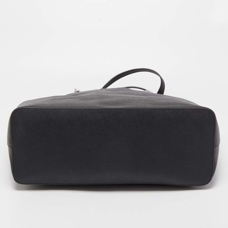 Pre Owned Michael Kors Black Leather Medium Jet Set Travel Chain Tote