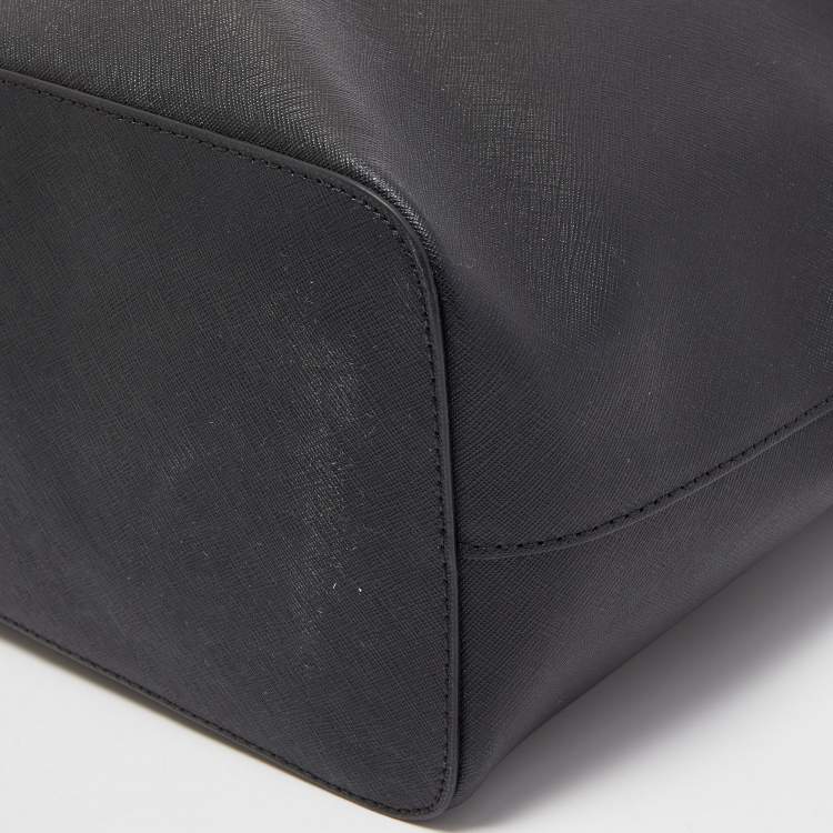 Pre Owned Michael Kors Black Leather Medium Jet Set Travel Chain Tote