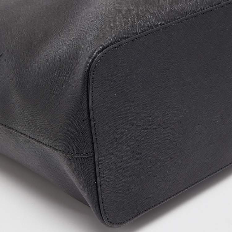 Pre Owned Michael Kors Black Leather Medium Jet Set Travel Chain Tote