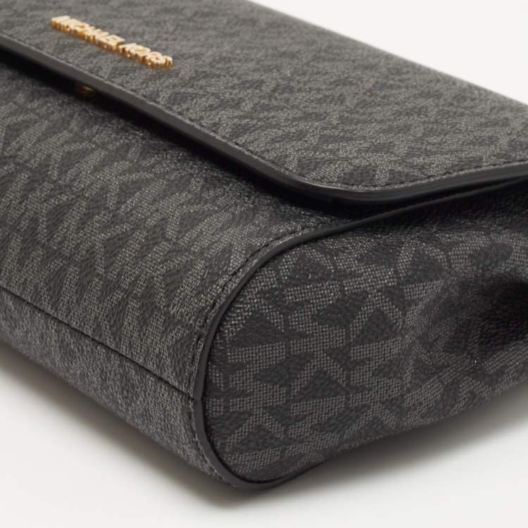 Pre Owned Michael Kors Black Signature Coated Canvas Medium Convertible Crossbody Bag