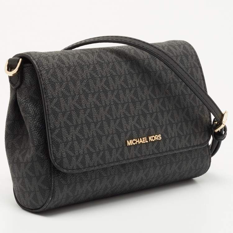 Pre Owned Michael Kors Black Signature Coated Canvas Medium Convertible Crossbody Bag