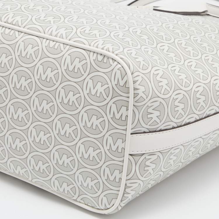 Pre Owned Michael Kors Grey/White Signature Coated Canvas and Leather Jodie Shopper Tote