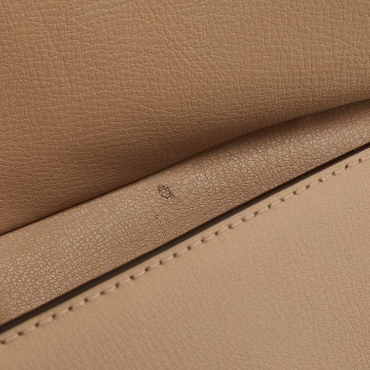 Pre Owned Michael Kors Beige Leather Medium Kinsley Top Handle Bag