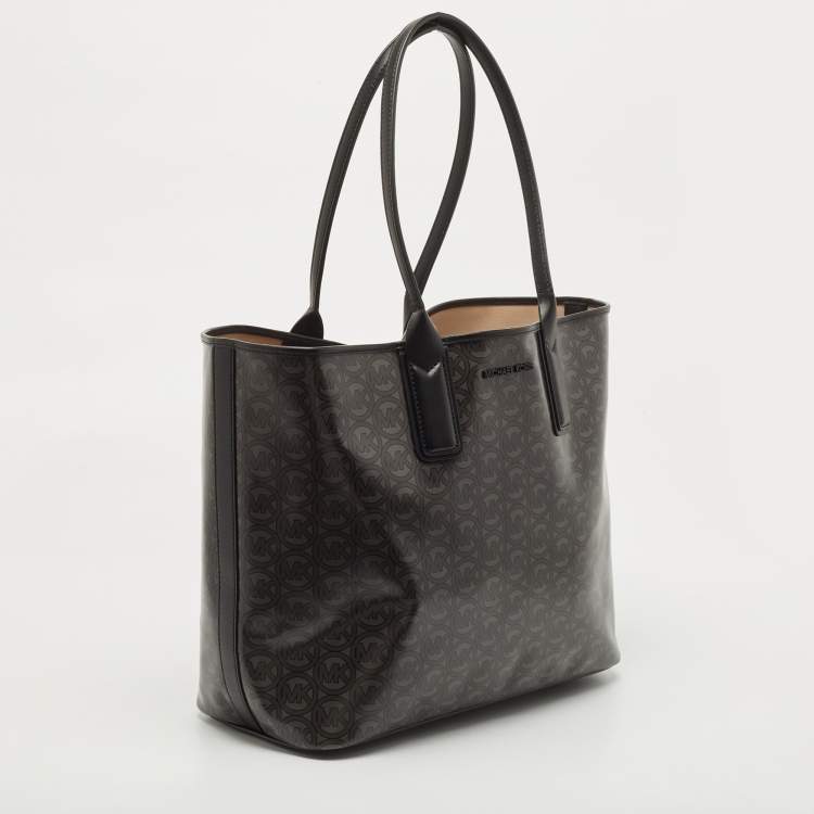 Pre Owned Michael Kors Black/Grey Signature Coated Canvas Large Jodie Tote