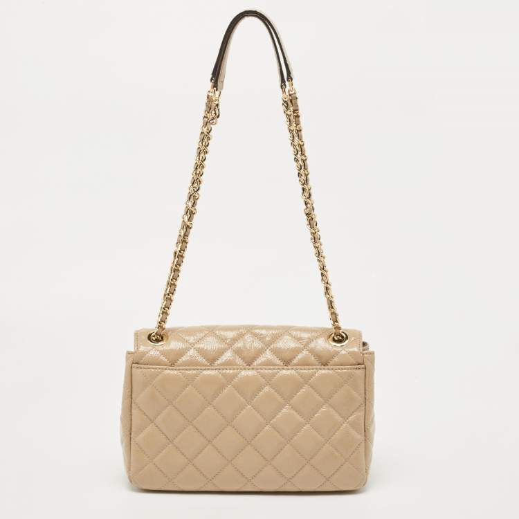 مملوكة مسبقًا Michael Kors Beige Quilted Patent Leather Large Sloan Shoulder Bag