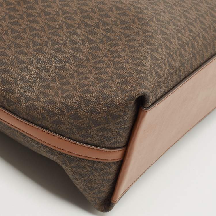 Pre Owned Michael Kors Brown Signature Coated Canvas and Leather Large Front Zip Chain Tote