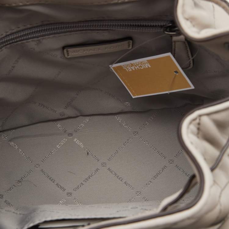 Pre Owned Michael Kors Grey Quilted Leather XS Peyton Bucket Crossbody Bag
