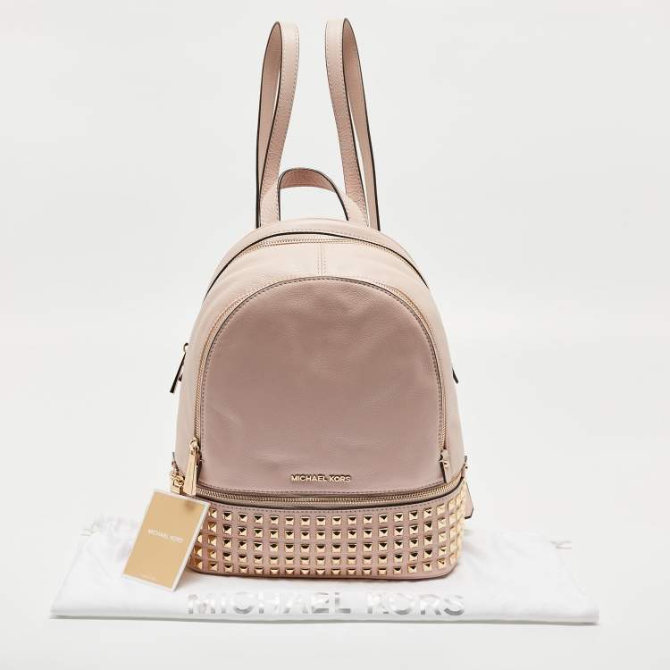 مملوكة مسبقًا Michael Kors Light Pink Leather Rhea Backpack