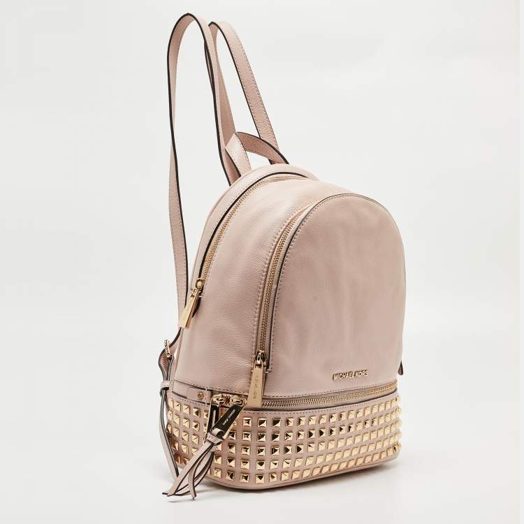مملوكة مسبقًا Michael Kors Light Pink Leather Rhea Backpack