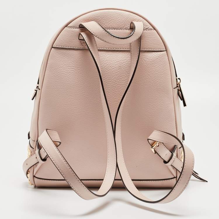مملوكة مسبقًا Michael Kors Light Pink Leather Rhea Backpack