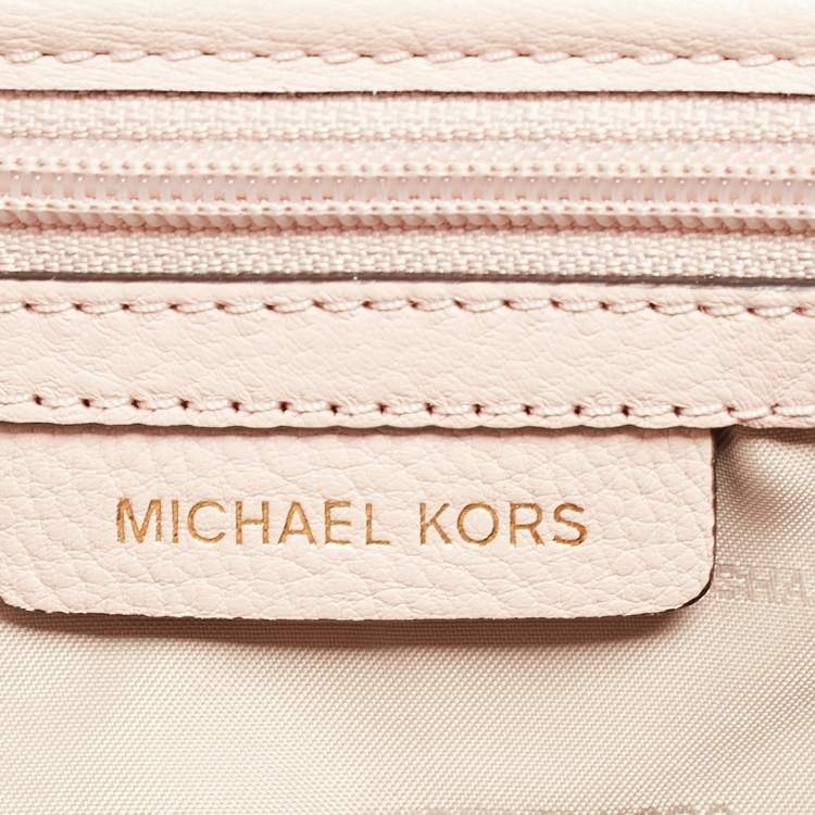 مملوكة مسبقًا Michael Kors Light Pink Leather Rhea Backpack
