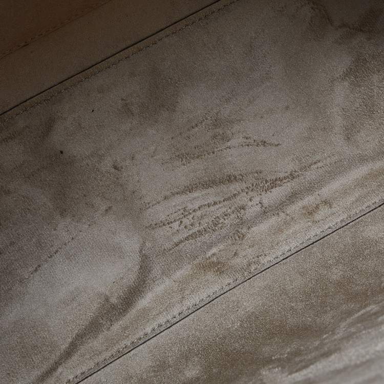 Pre Owned Michael Kors Vanilla/Tan Siganture Coated Canvas and Leather Karlie Tote