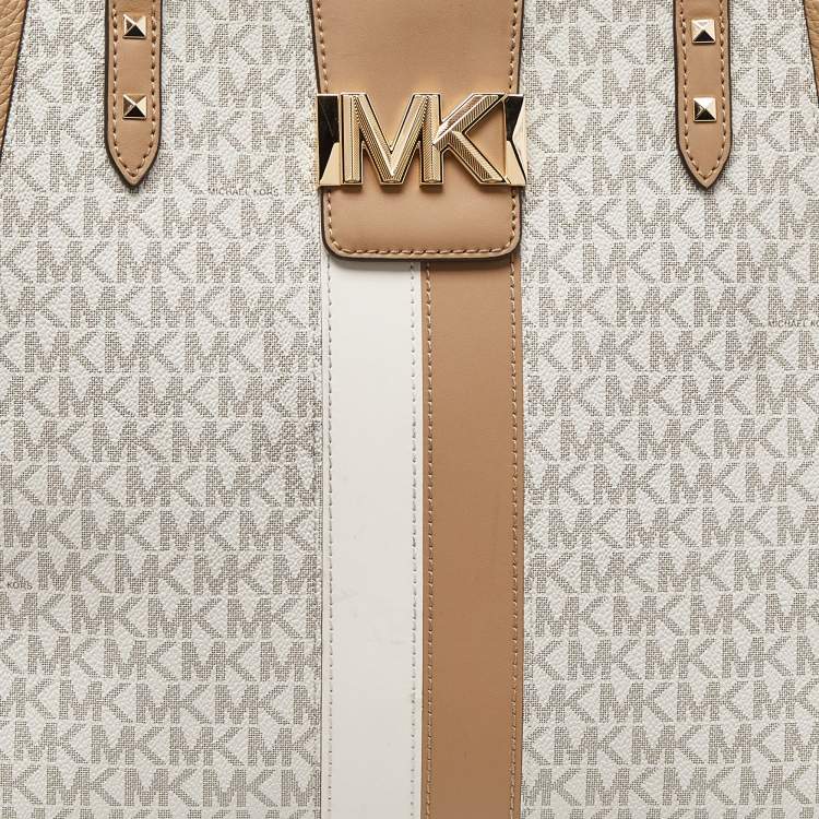 Pre Owned Michael Kors Vanilla/Tan Siganture Coated Canvas and Leather Karlie Tote
