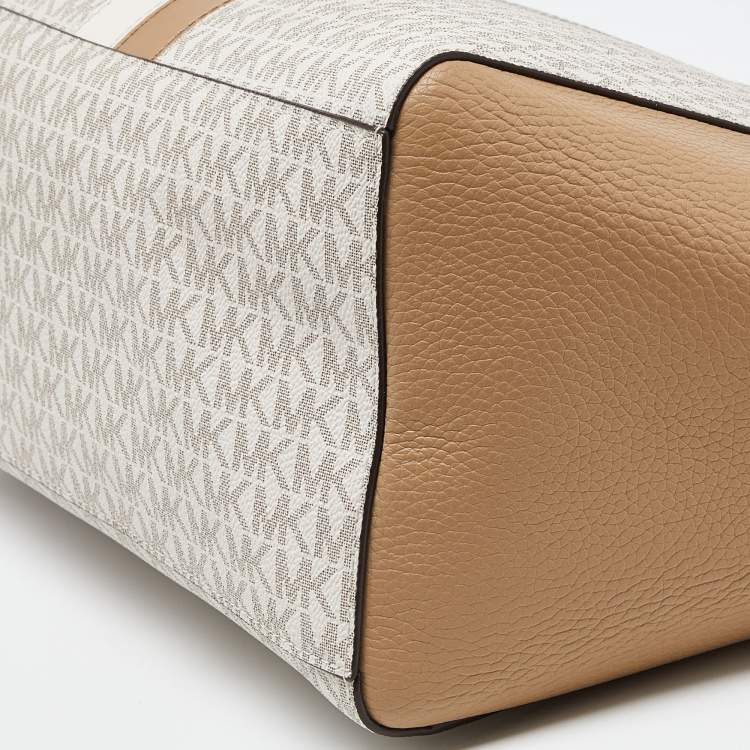 Pre Owned Michael Kors Vanilla/Tan Siganture Coated Canvas and Leather Karlie Tote