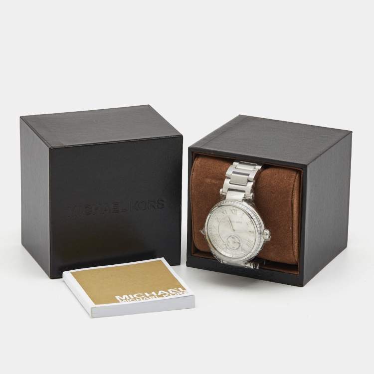 Pre Owned Michael Kors Silver Stainless Steel Skylar MK5866 Women's Wristwatch 40 mm