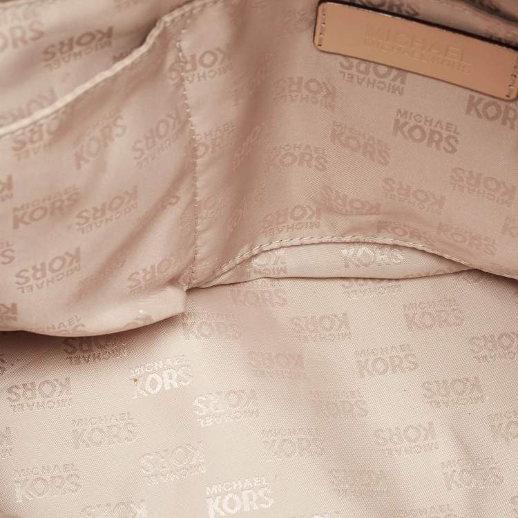 Pre Owned Michael Kors Beige/White Signature Coated Canvas and Leather Charm Satchel