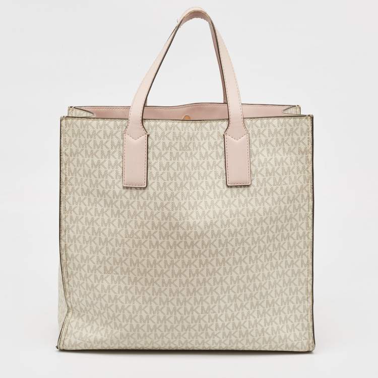 Pre Owned Michael Kors Off White/Pink Signature Coated Canvas Large Kenly Tote