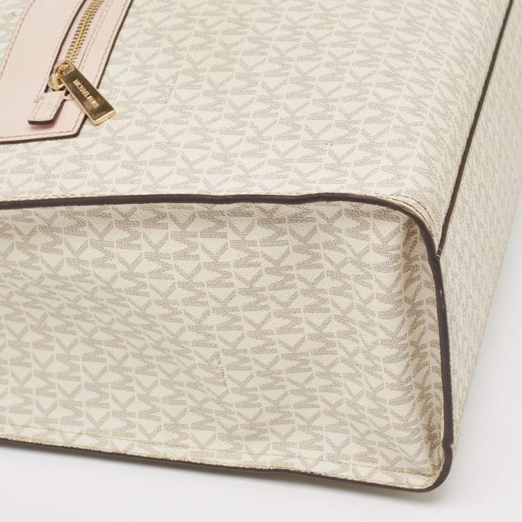 Pre Owned Michael Kors Off White/Pink Signature Coated Canvas Large Kenly Tote