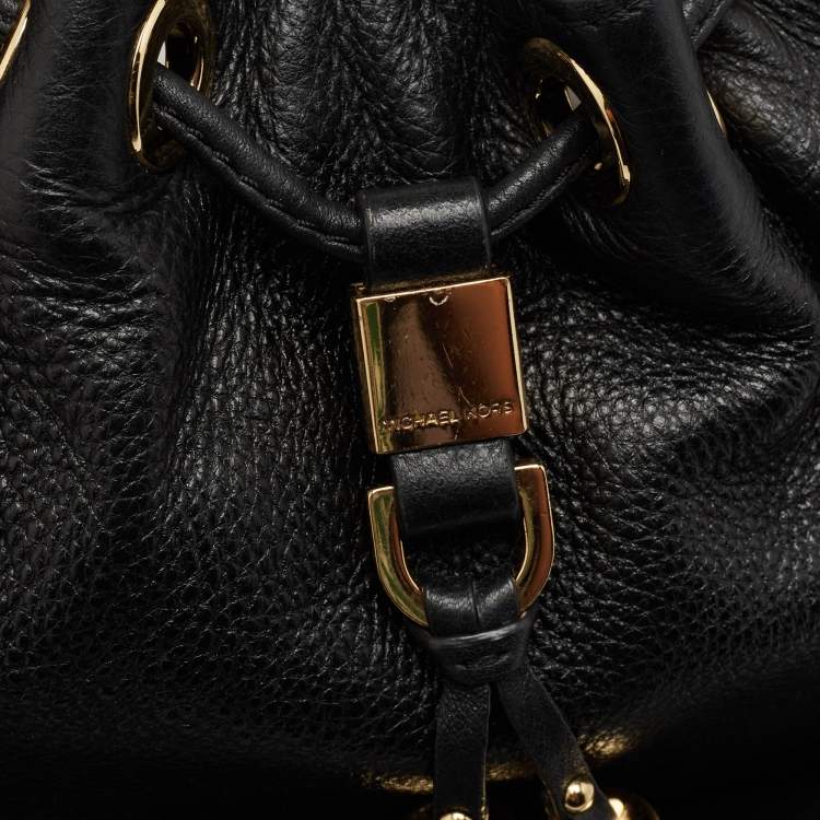 Pre Owned Michael Kors Black Leather Large Camden Drawstring Shoulder Bag