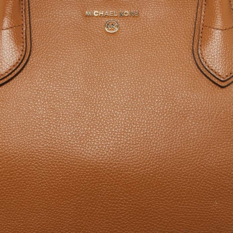 Pre Owned Michael Kors Brown/Tan Signature Coated Canvas and Leather Mae Tote