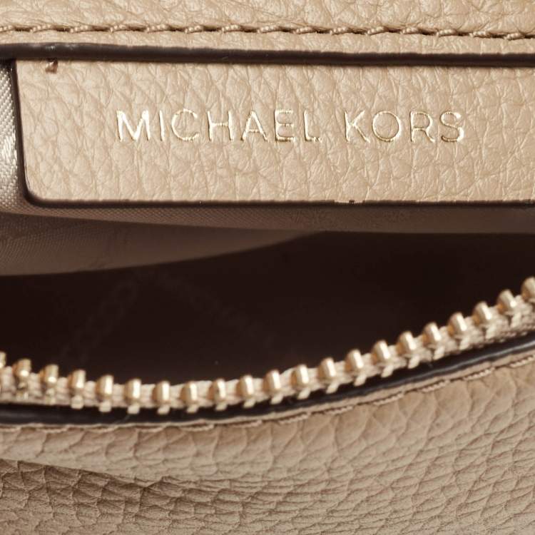 Pre Owned Michael Kors Beige Leather Small Harper Shoulder Bag