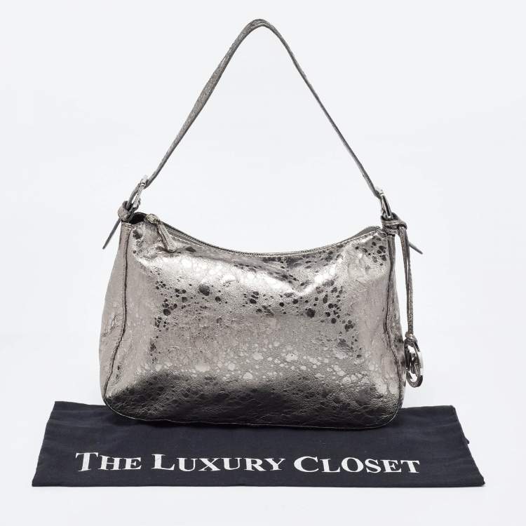 Pre Owned Michael Kors Metallic Grey Textured Patent and Leather Logo Charm Shoulder Bag