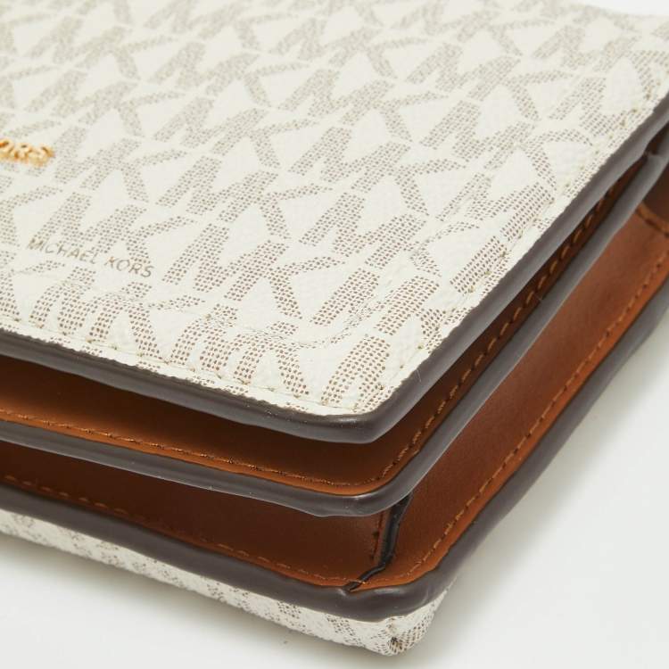 Pre Owned Michael Kors Brown /White Signature Coated Canvas and Leather Phone Wallet Bag