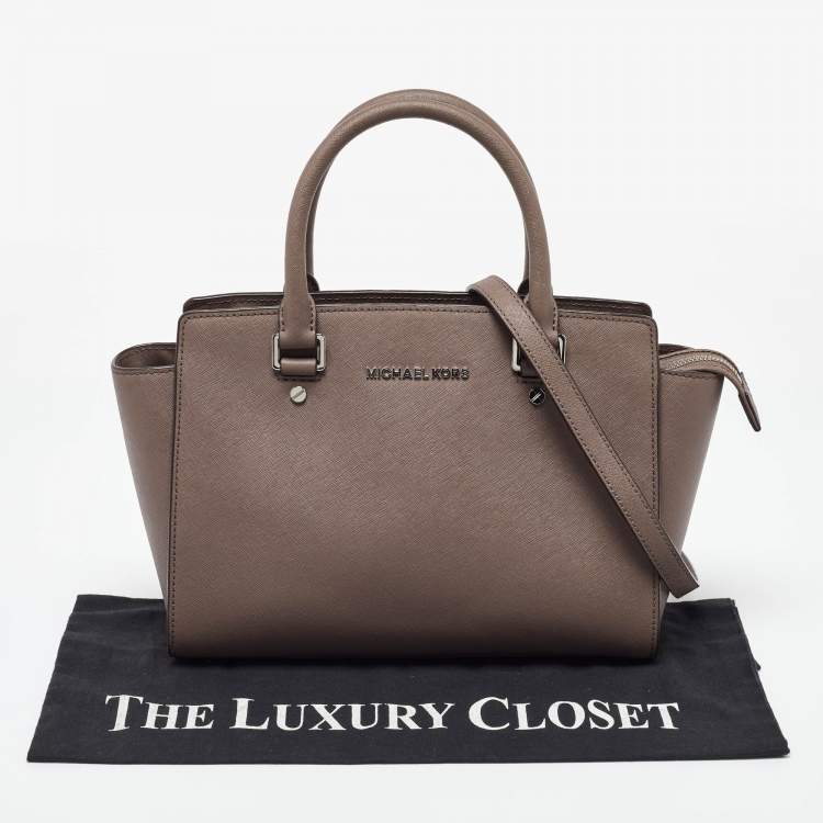 Pre Owned Michael Kors Dark Beige Leather Medium Selma Tote