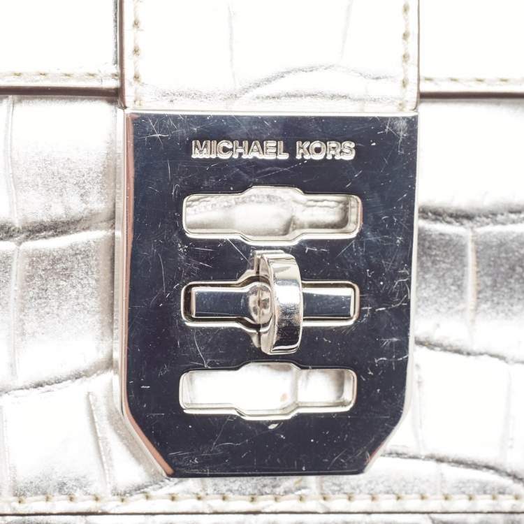 Pre Owned Michael Kors Silver Croc Embossed Leather Crossbody Bag