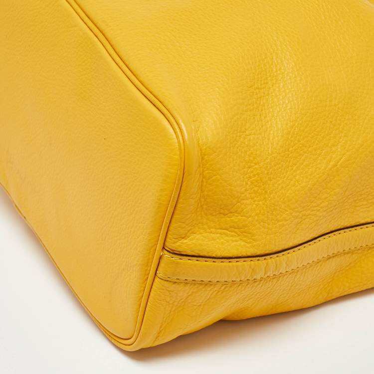 Pre Owned Michael Kors Yellow Leather Colgate Grab Shoulder Bag