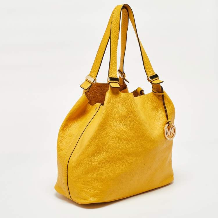 Pre Owned Michael Kors Yellow Leather Colgate Grab Shoulder Bag