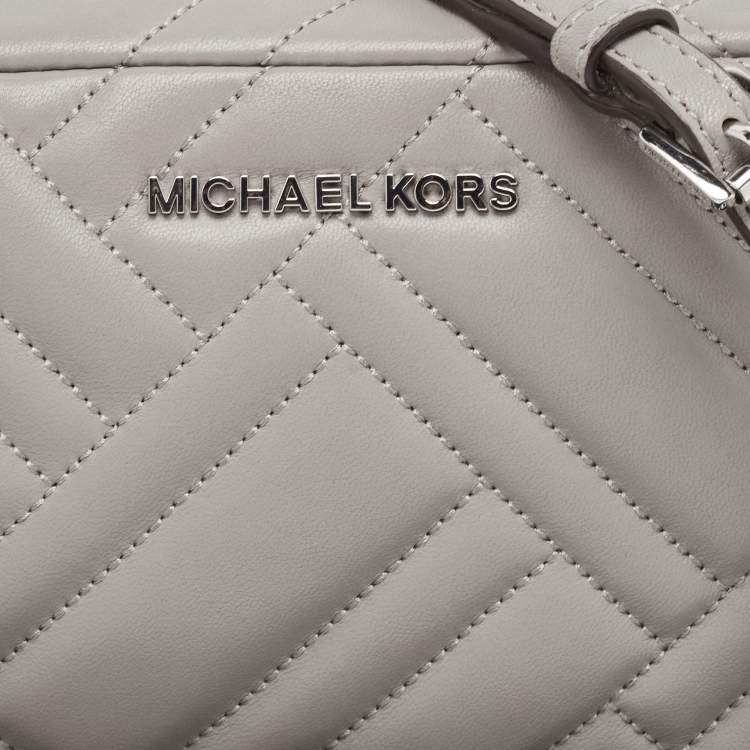 Pre Owned Michael Kors Grey Quitted Leather Vivianne Camera Crossbody Bag
