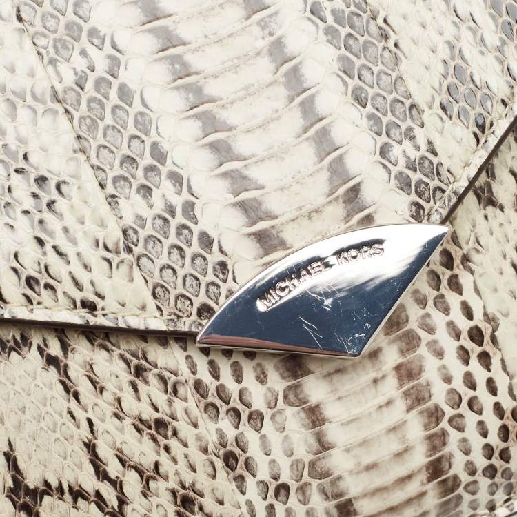 Pre Owned Michael Kors White/Black Watersnake Leather Barbara Envelope Clutch