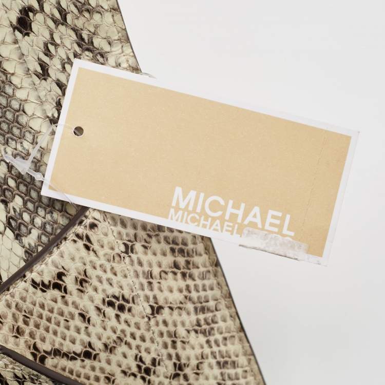 Pre Owned Michael Kors White/Black Watersnake Leather Barbara Envelope Clutch