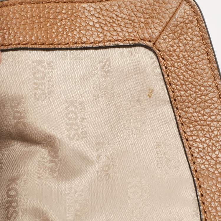 Pre Owned Michael Kors Beige/Brown Signature Coated Canvas and Leather Fulton Crossbody Bag